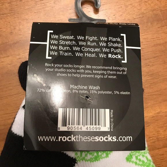 Performance Grip Socks - Picture 2 of 3